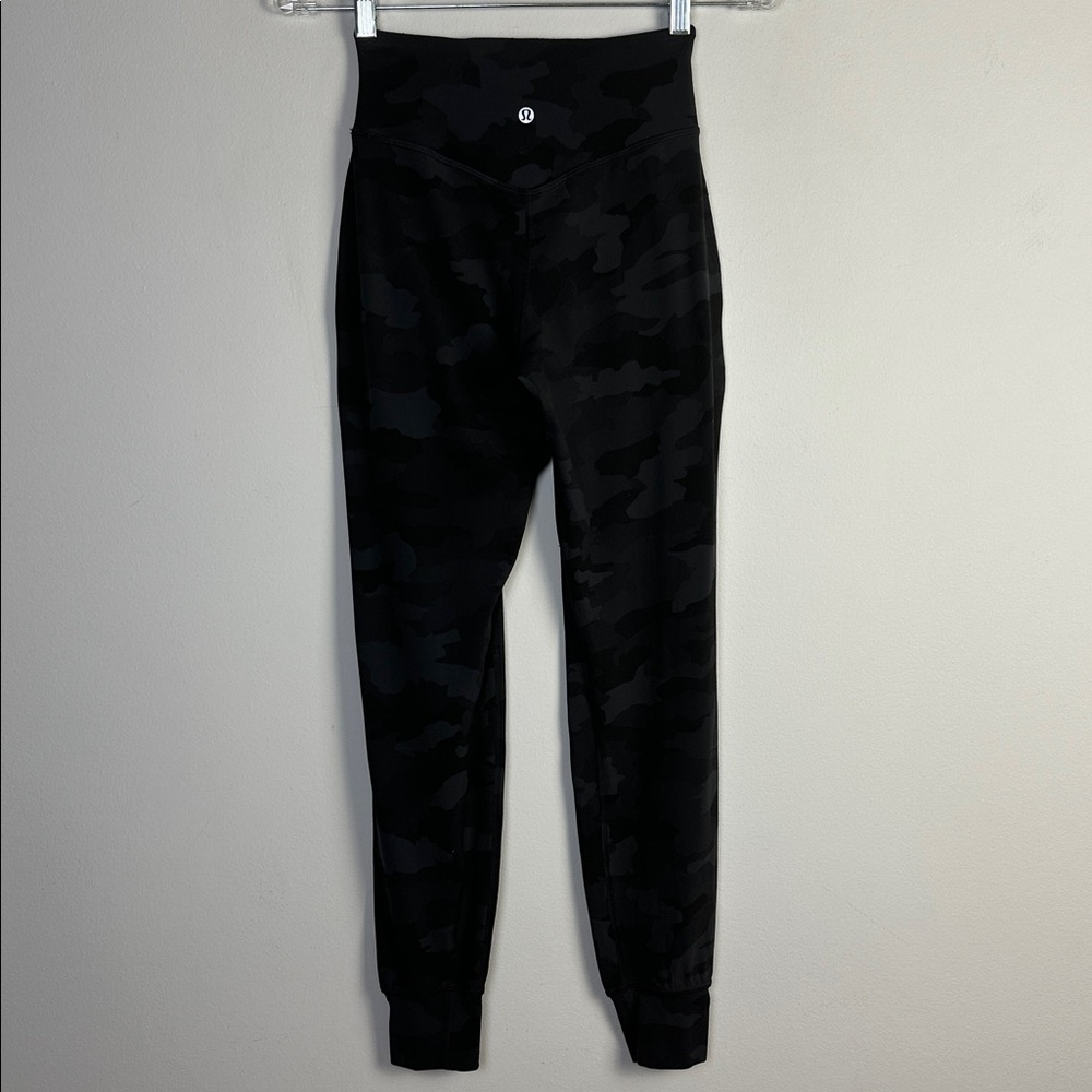 Lululemon Align Joggers 28” in Heritage 365 Camo Deep Coal Size 2 Pockets Casual - Picture 8 of 16